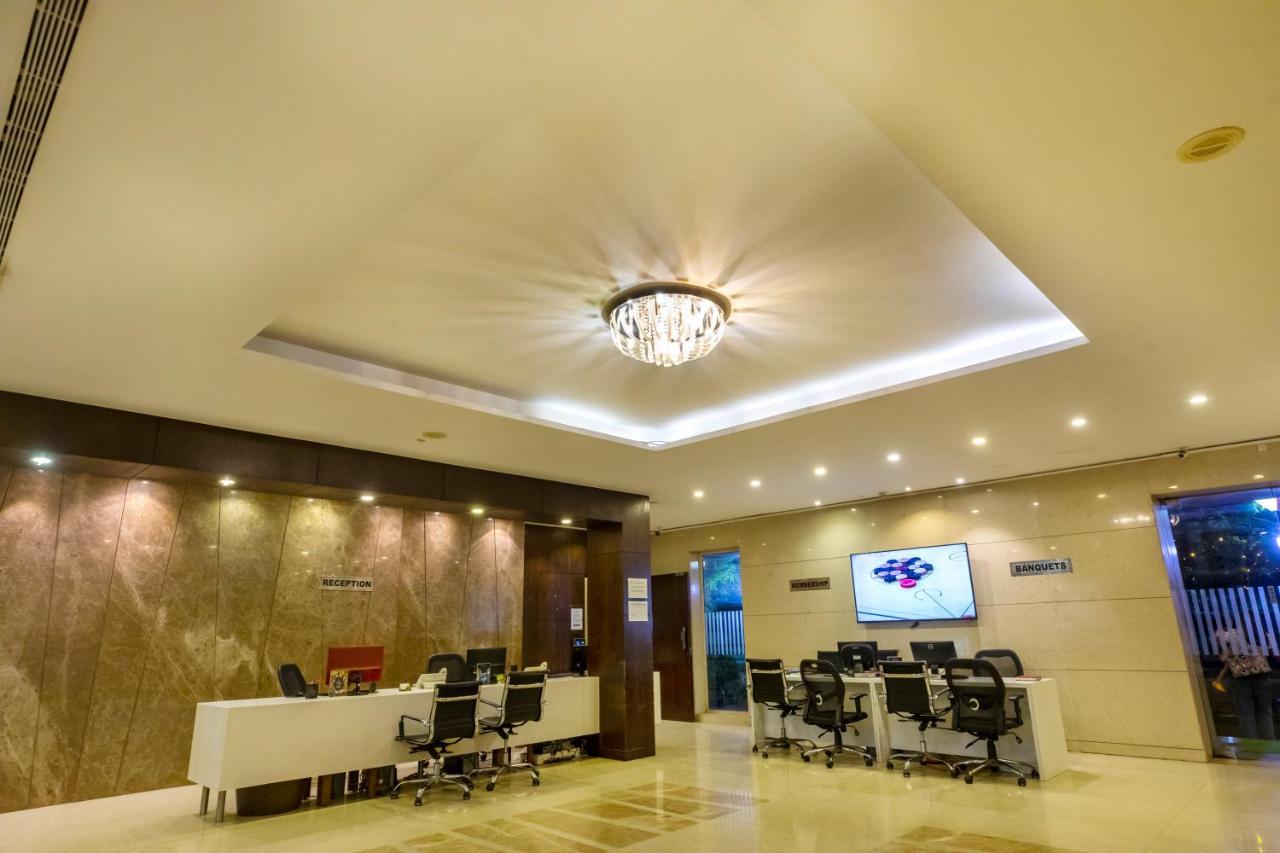 The Thane Club Dış mekan fotoğraf